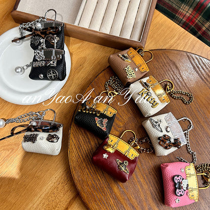 Mini Hello Kitty Bag Charm: Niche Ins-style Exquisite Small Bag with Metallic Chain Decor, Korean-inspired, Mini and Full of Personality
